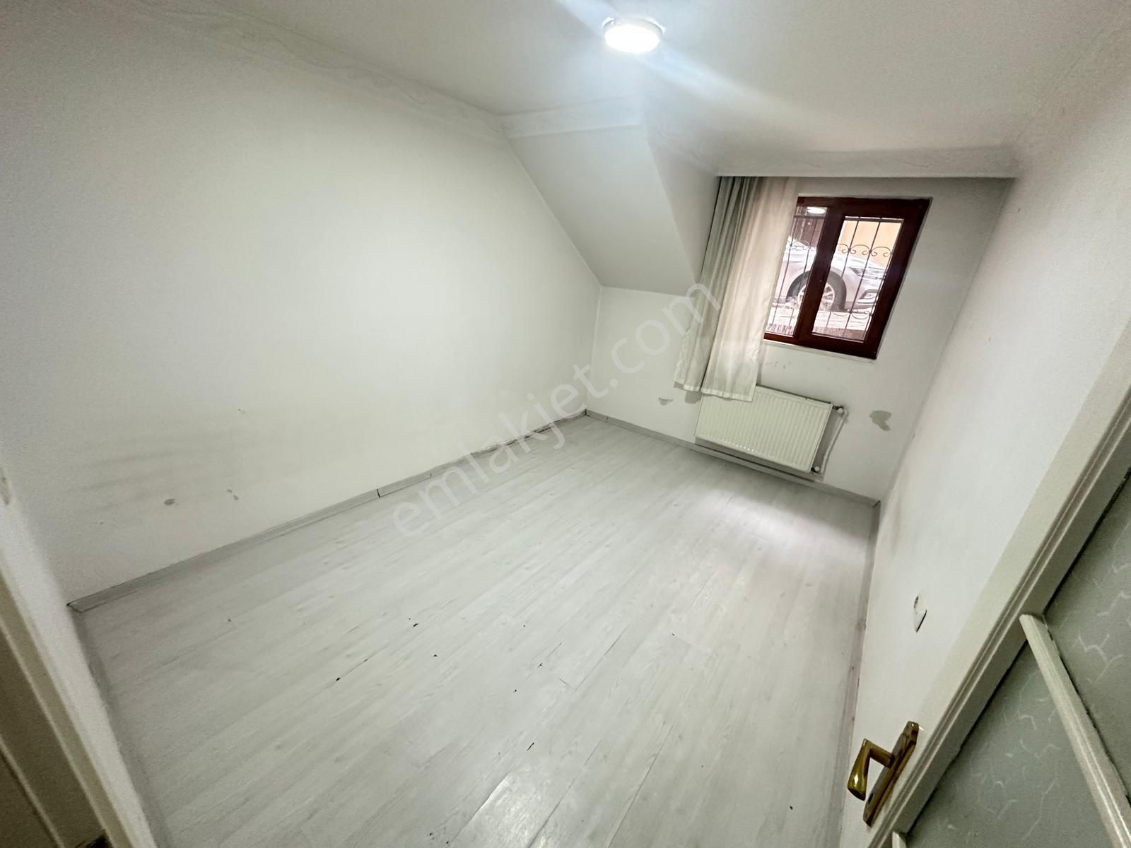 İsmetpaşa Mh. 100m2 Camları Yüksek Ebeweyn Banyolu Daire - Görsel 17