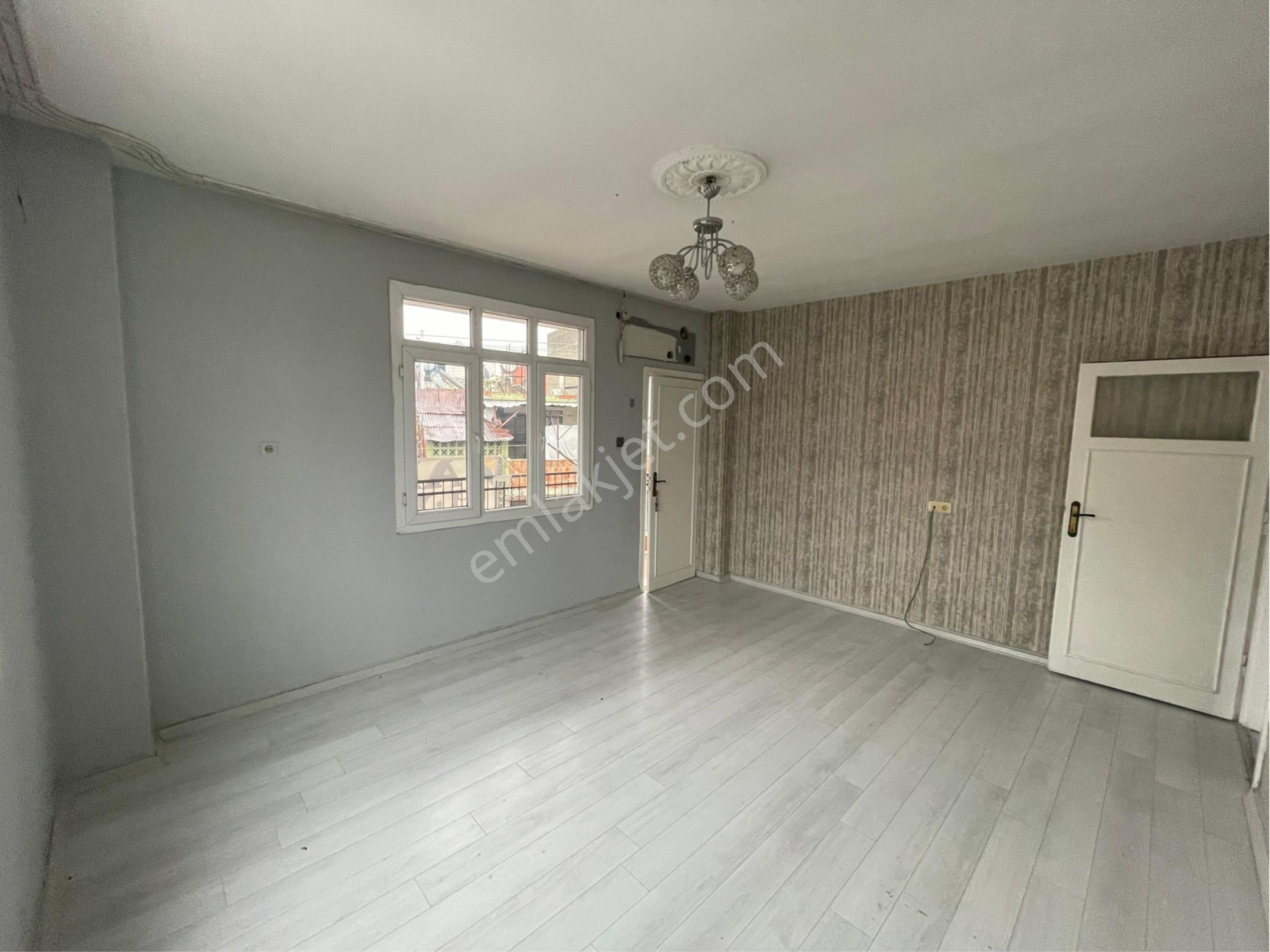 Fatihte 2+1 Temiz Kiralık Daire - Görsel 3