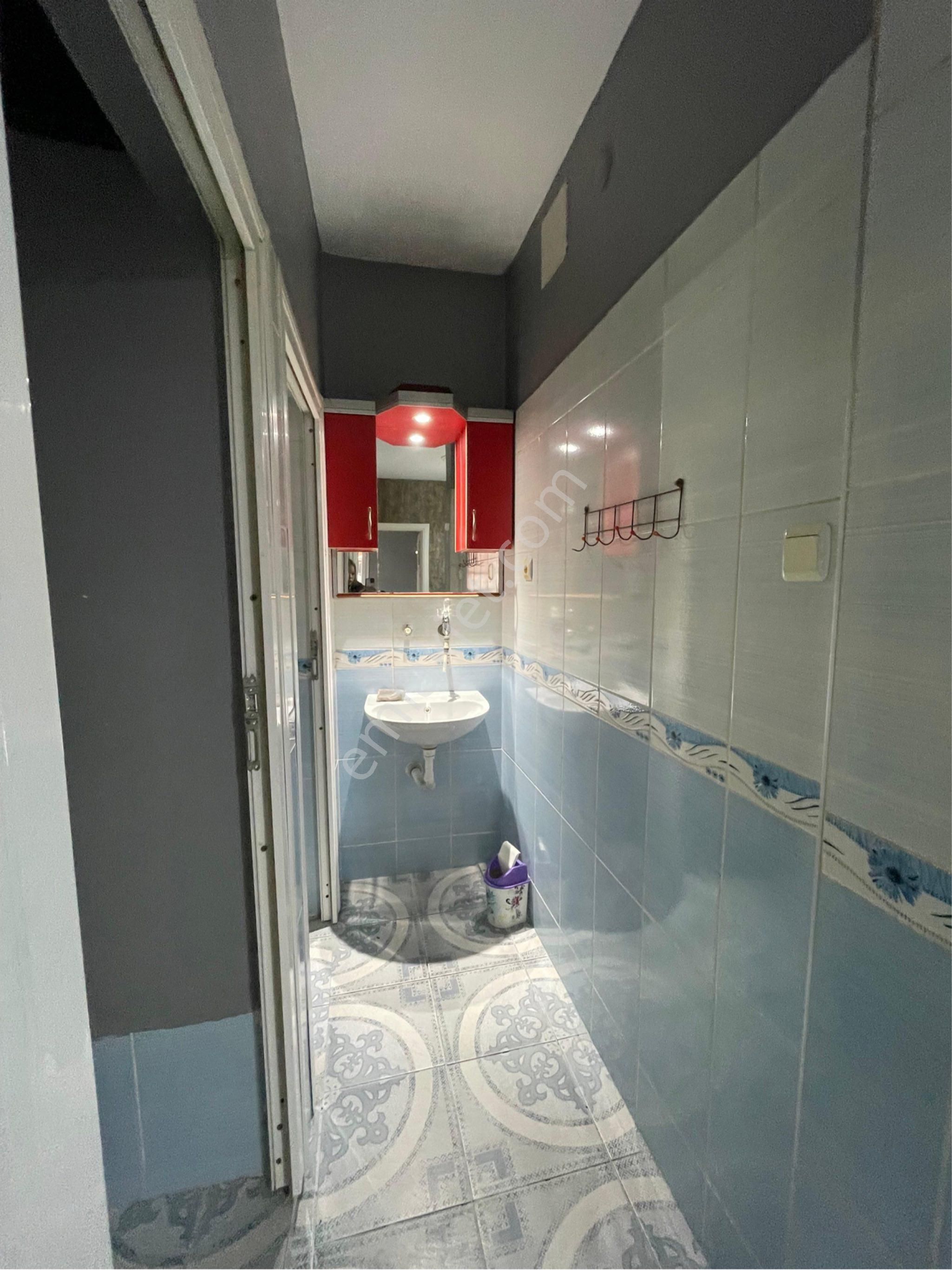 Fatihte 2+1 Temiz Kiralık Daire - Görsel 15