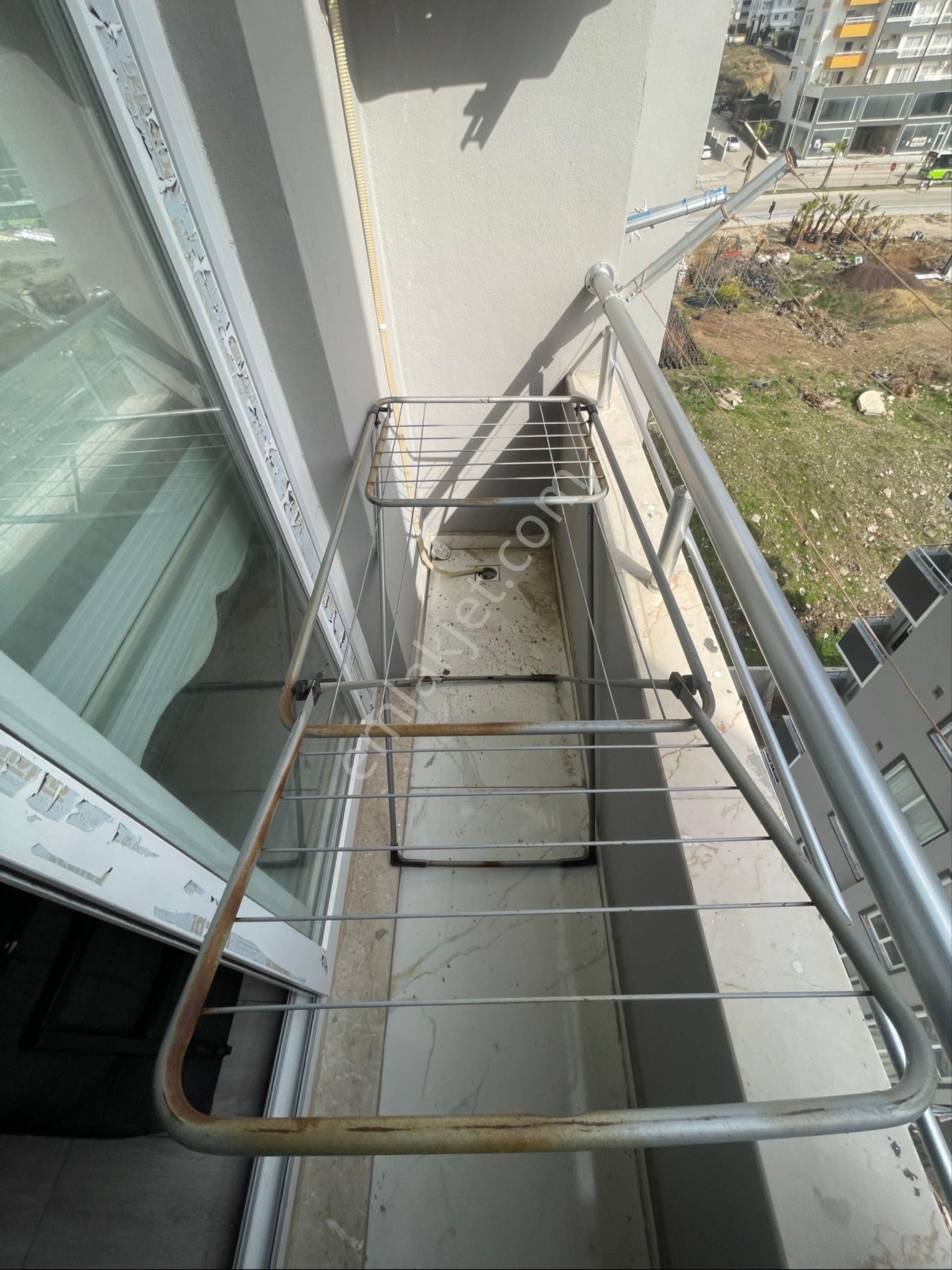 Carkıpare'de Stat Yanı Hasarsız Iskanlı Esyalı 1+1 - Görsel 20