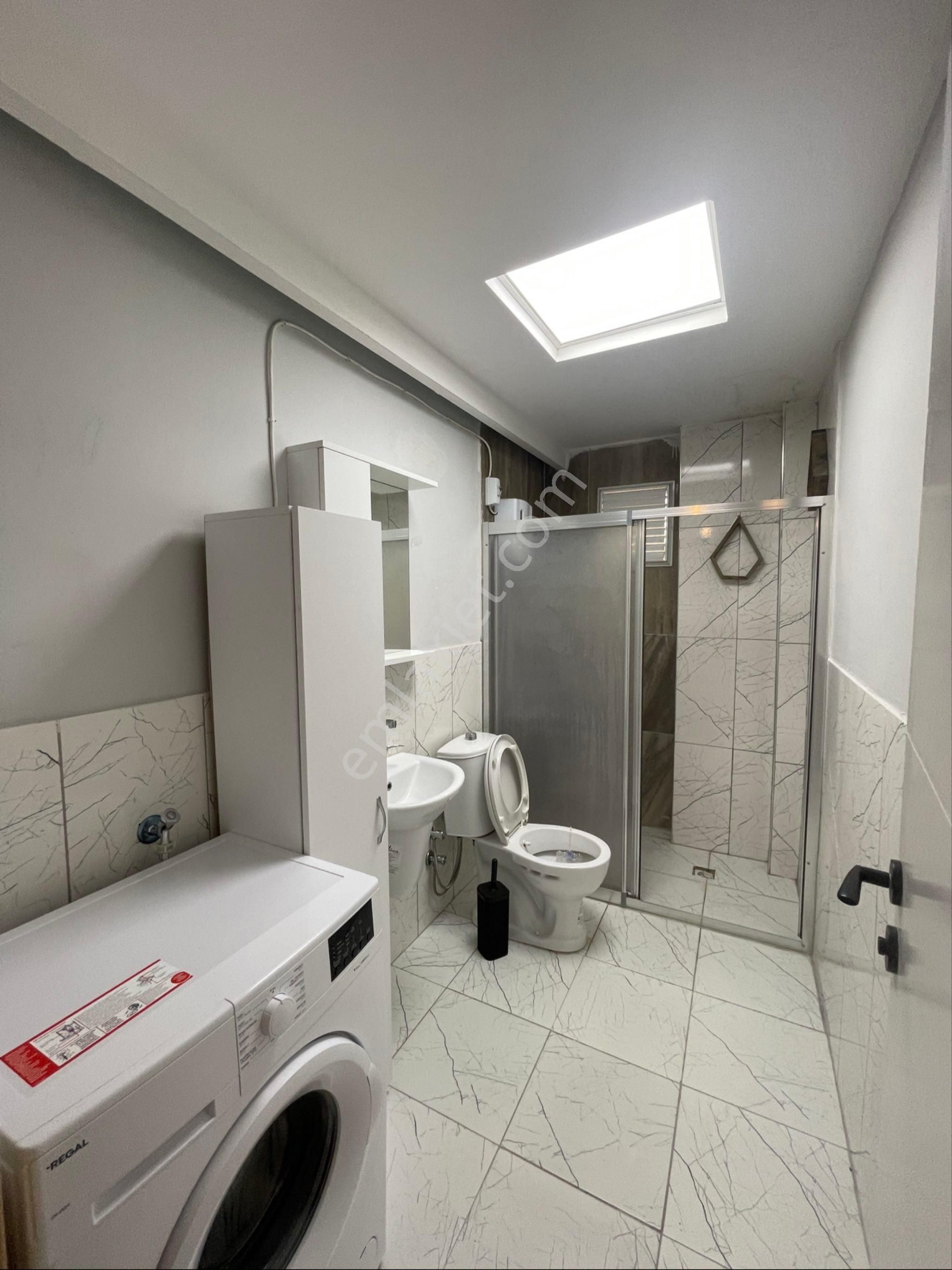 Carkıpare'de Stat Yanı Hasarsız Iskanlı Esyalı 1+1 - Görsel 17