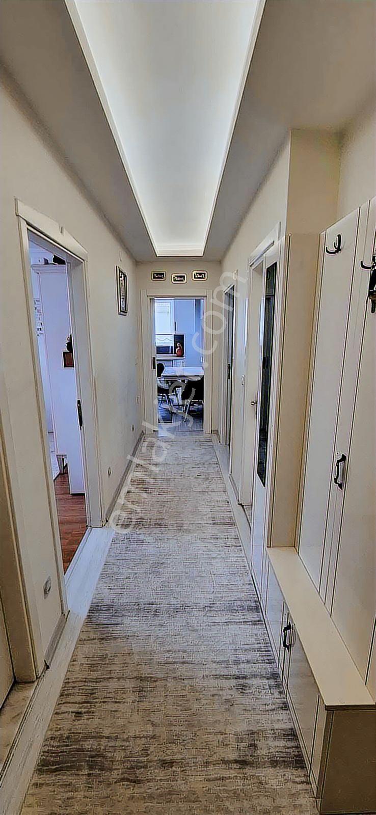 Kadıpaşa'da Acil Satılık 2+1 Ayrı Mutfak Geniş Daire - Görsel 4