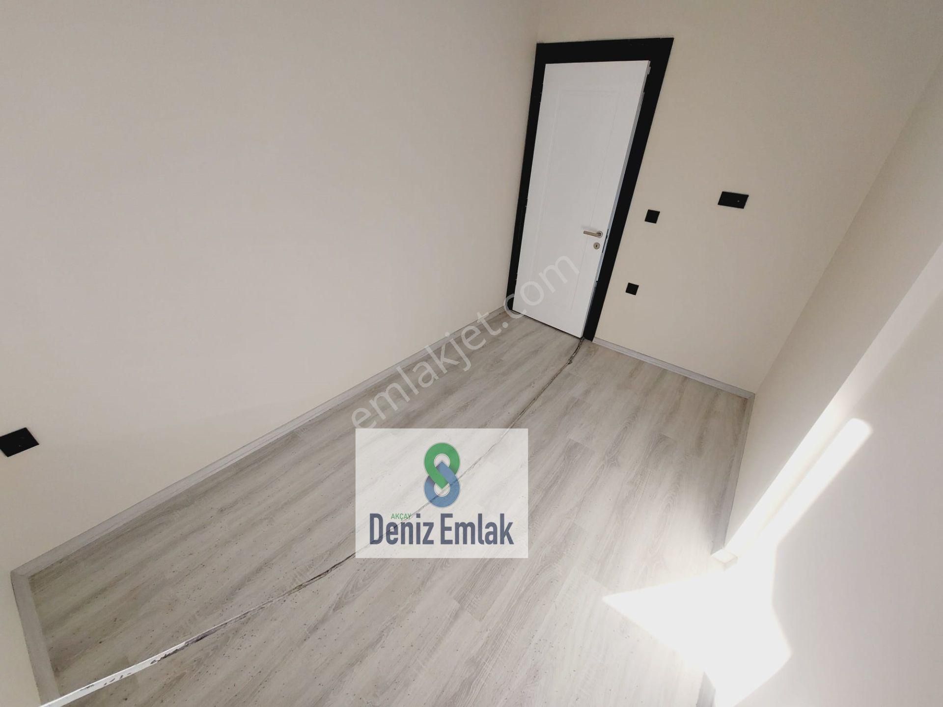 Denizden Akçayda Öncephe Geniş Balkonlu Satılık 2+1 Daire. - Görsel 20