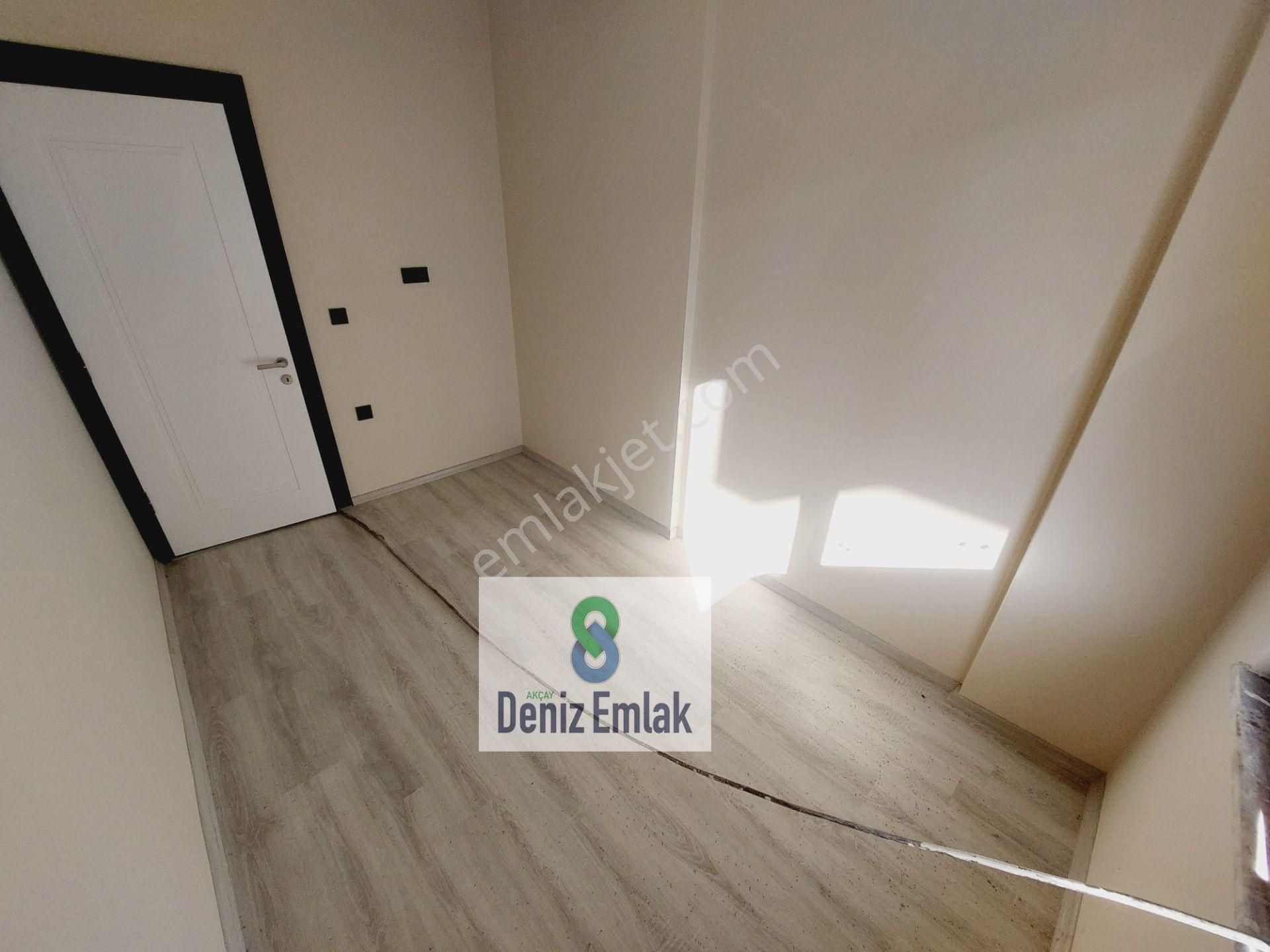 Denizden Akçayda Öncephe Geniş Balkonlu Satılık 2+1 Daire. - Görsel 23