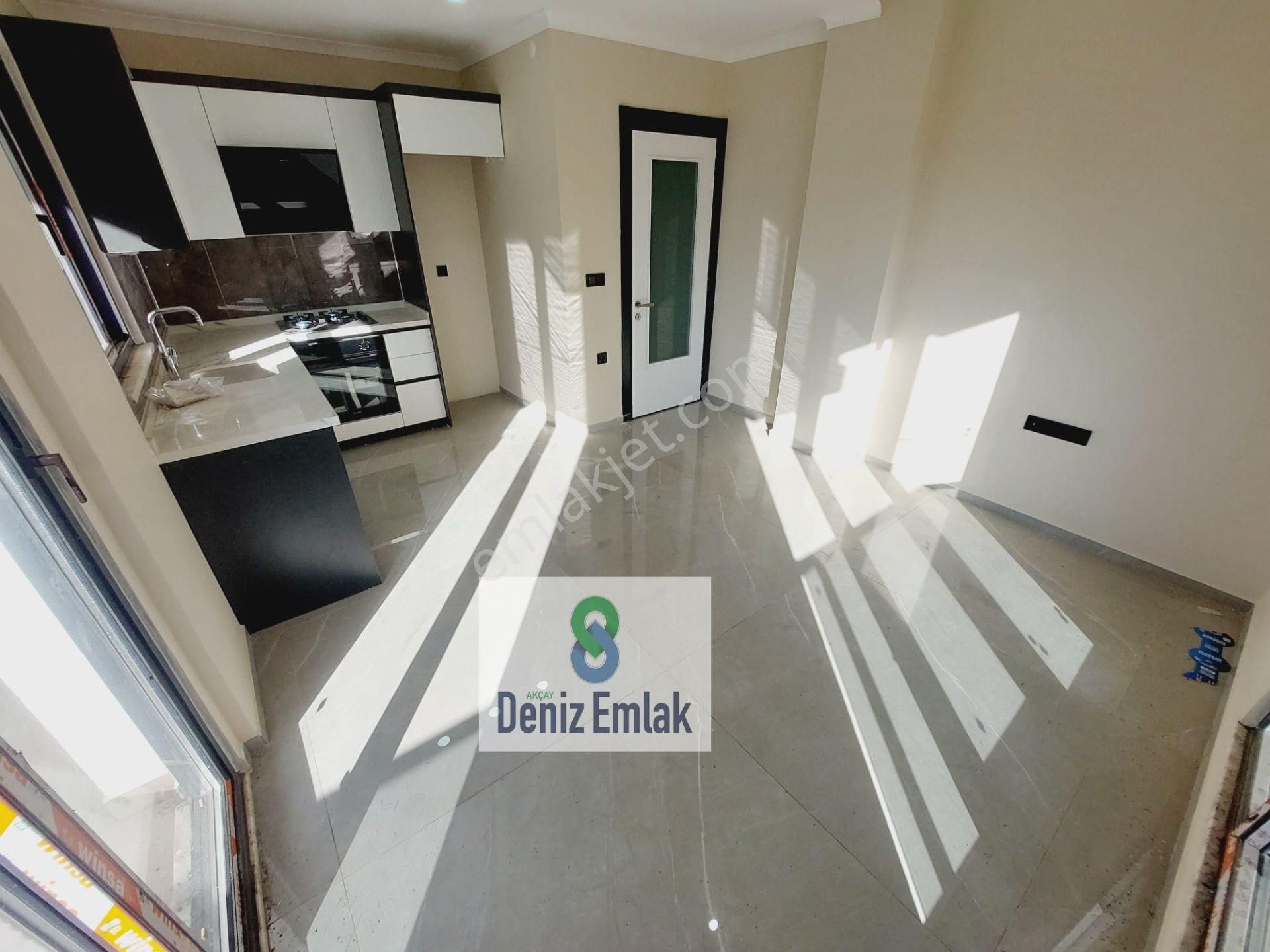 Denizden Akçayda Öncephe Geniş Balkonlu Satılık 2+1 Daire. - Görsel 33