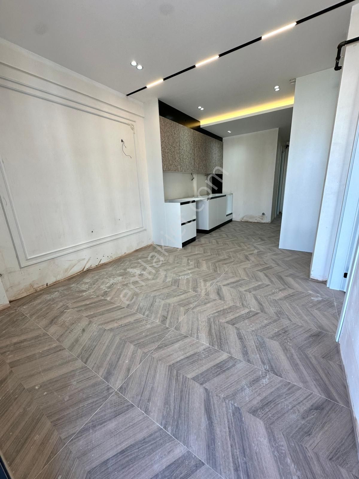 Özmecaz'dan Şehir Hastanesi Karşısın'da 2+1 60m2 Balkonlu Asansörlü Sıfır Apartlar