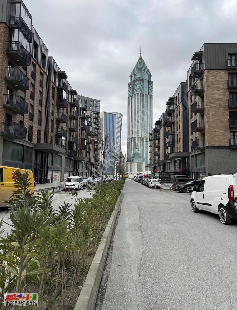 Sınpaş Finans Şehir Alışveriş Cad.de Homeofis Büyük Tip 1+1