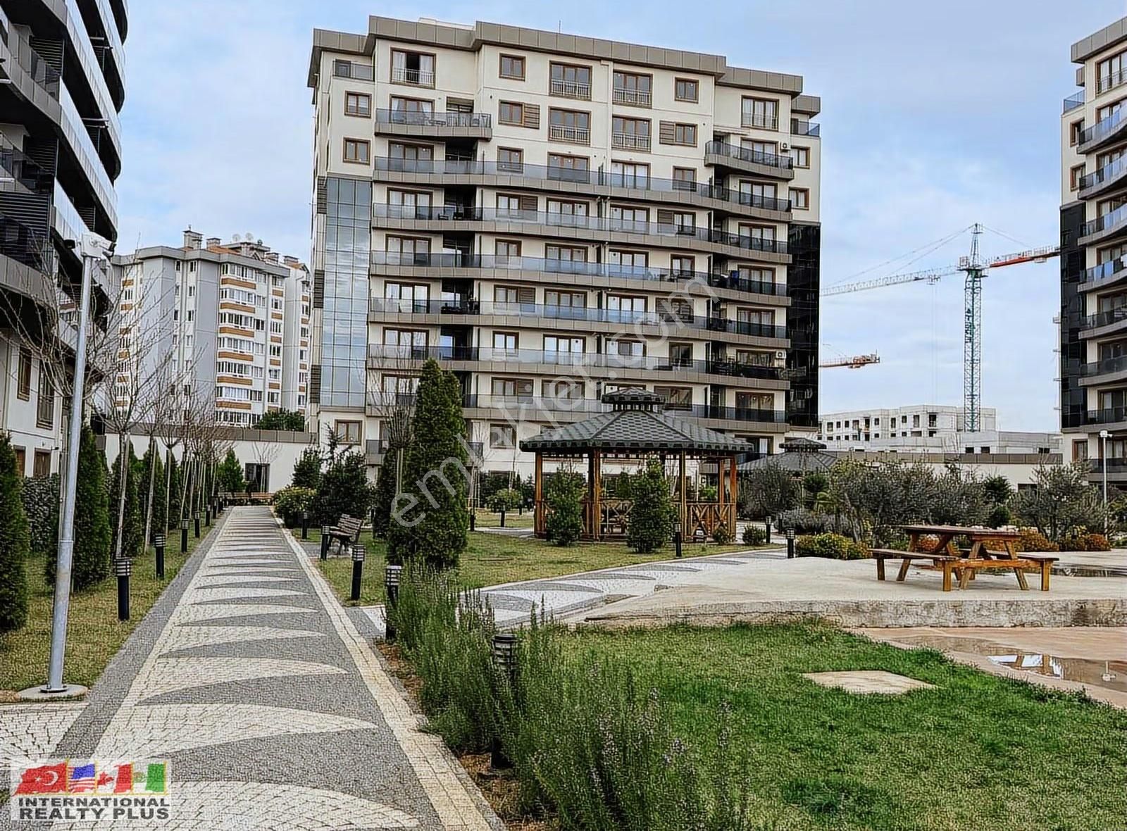 Sima Garden Sitesi Büyük Tip Dübleks Manzaralı 2+1 - Görsel 16