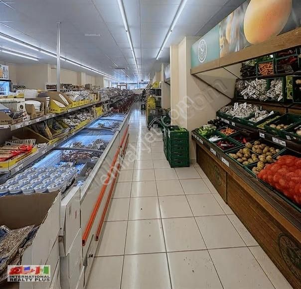 Kurumsal Kiracılı 350m2 Satılık Dükkan - Görsel 13