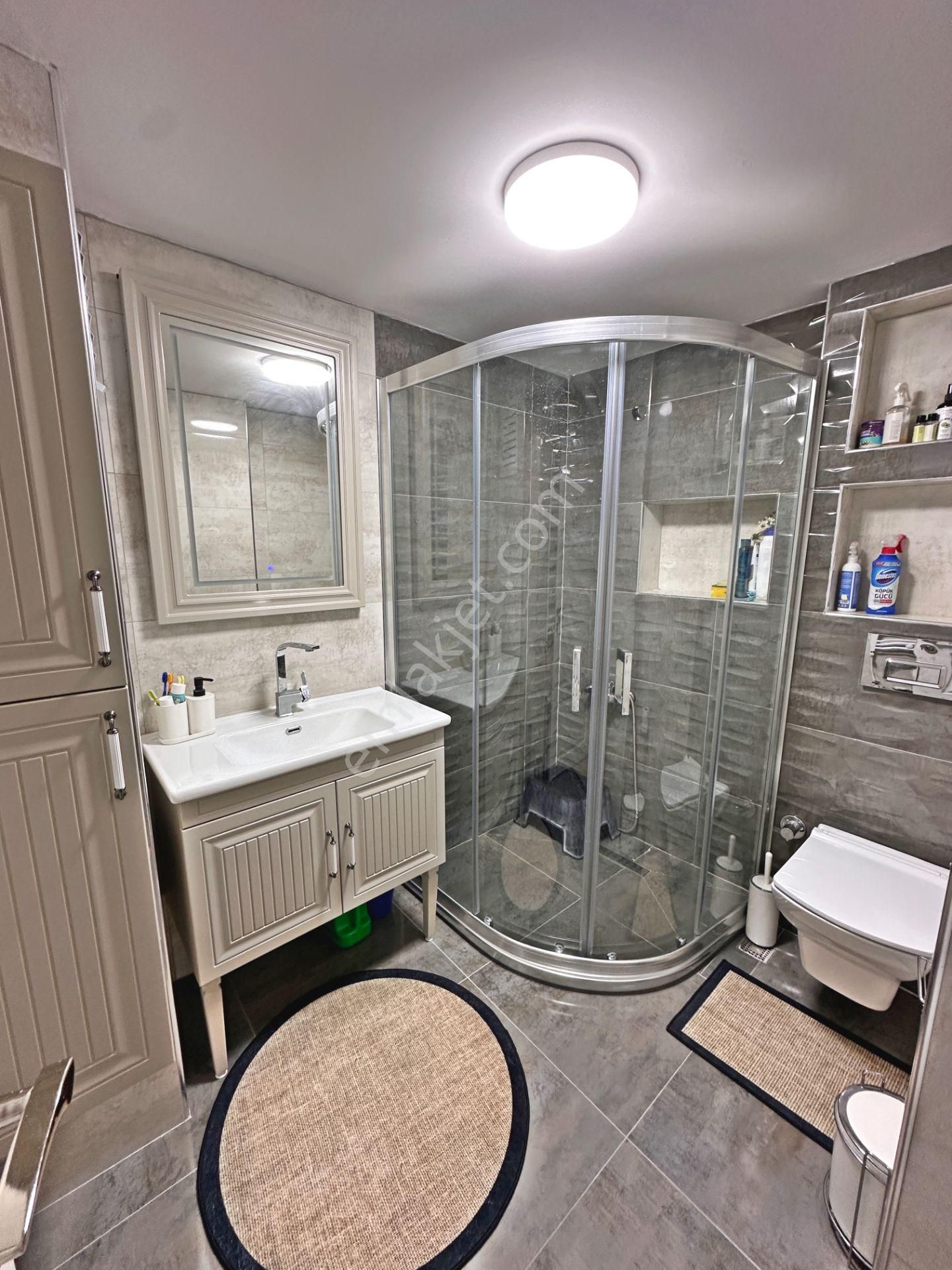 Mehtap Mahallesinde Düzlükte Full Yapılı Ebeveyn Banyolu 3+1 Satılık Daire - Görsel 16