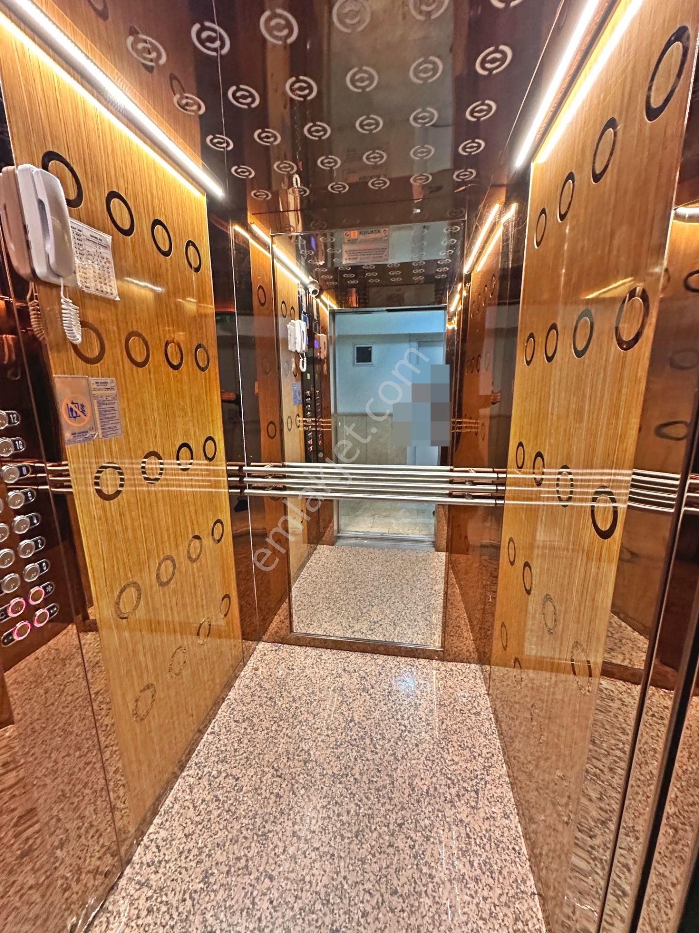 Mehtap Mahallesinde Düzlükte Full Yapılı Ebeveyn Banyolu 3+1 Satılık Daire - Görsel 32