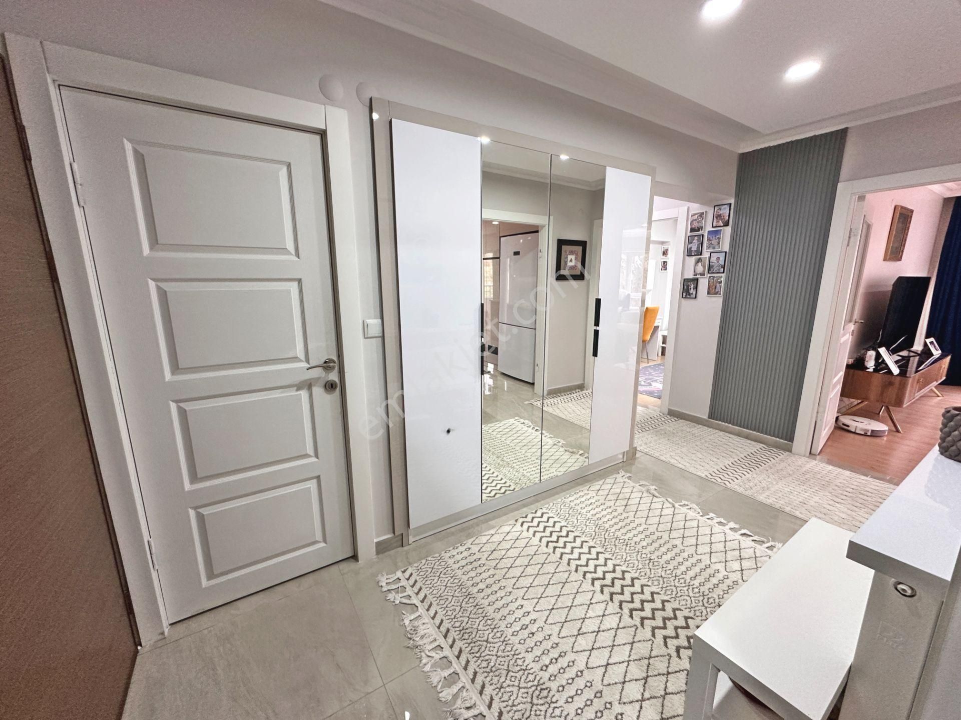 Mehtap Mahallesinde Düzlükte Full Yapılı Ebeveyn Banyolu 3+1 Satılık Daire - Görsel 28