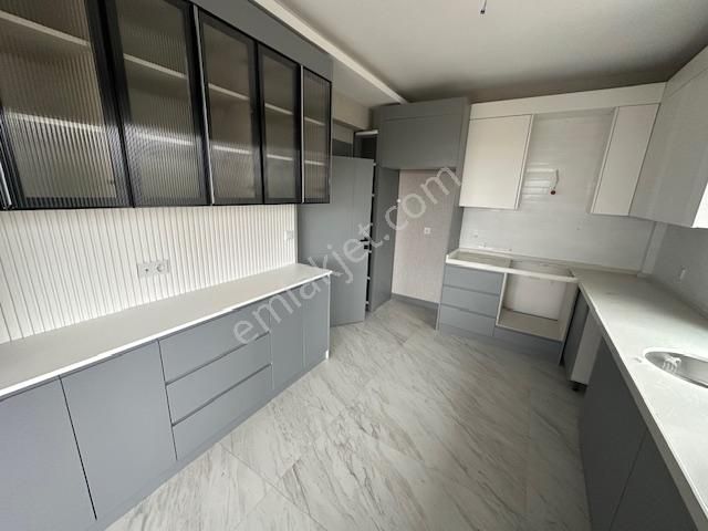 Teamwork Gyd Bağlıcada Önü Açık Manzaralı 3+1 Sıfır Daire