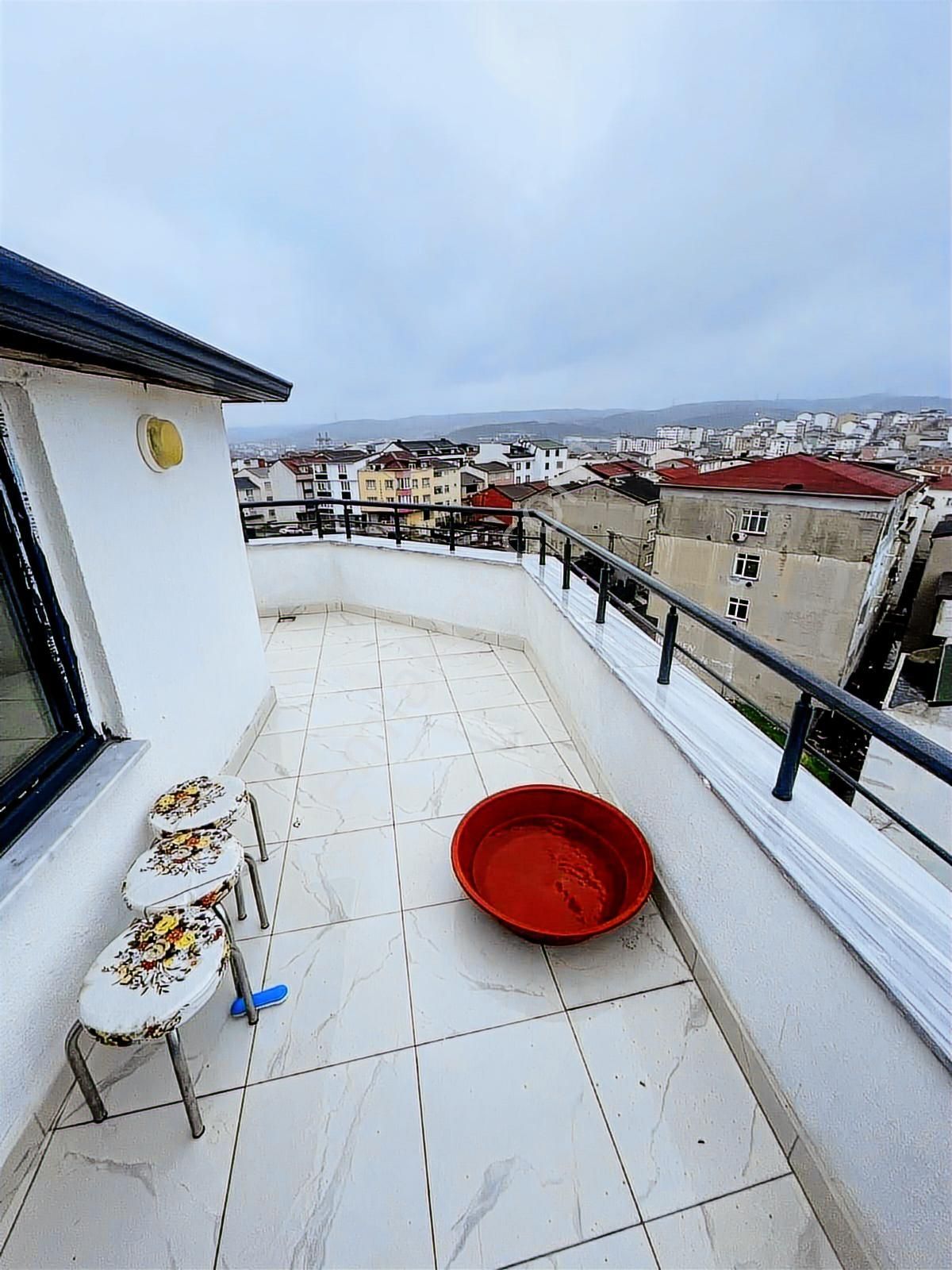Arnavutköy Merkez | Sıfır Binada | 2+1 Çatı Katı Kiralık Daire - Görsel 4