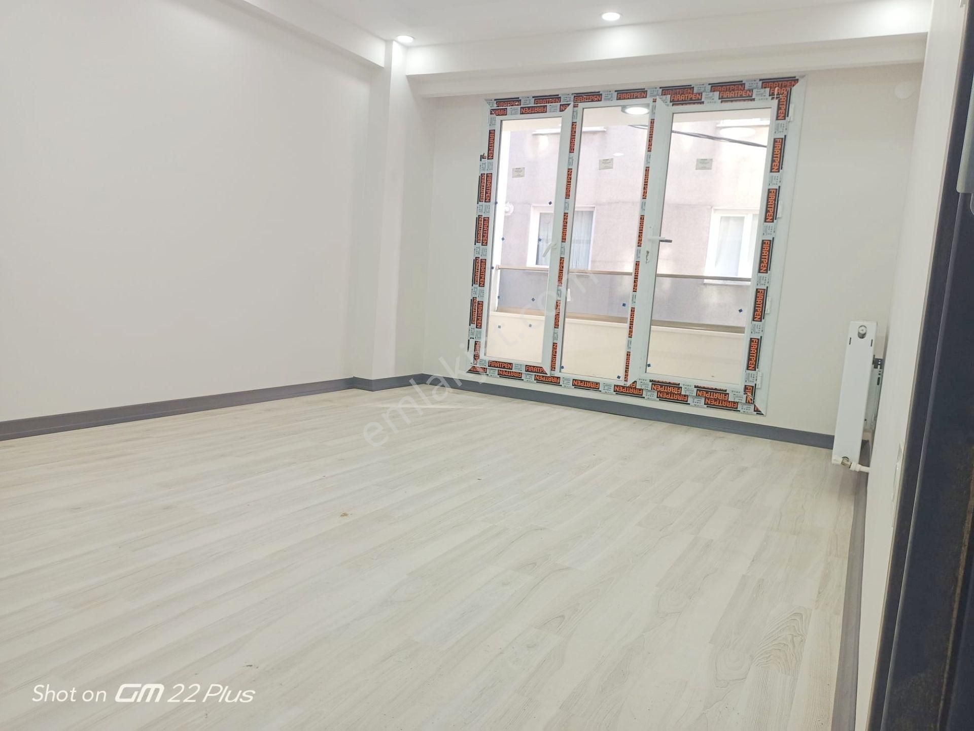 Acil Satlık Balkonlu Daire 2+1 80m2 - Görsel 2