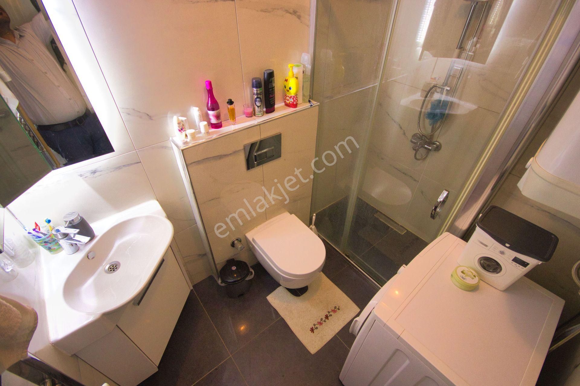 🛑🛑aktif'ten Akçay'da Satılık Merkezi Konumda Eşyalı Arakat Şık Ferah Dizaynlı 1+1daire - Görsel 32