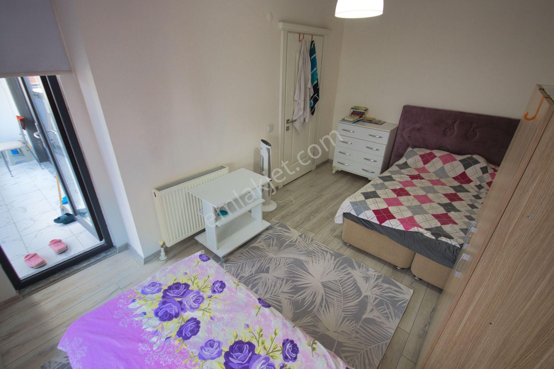 🛑🛑aktif'ten Akçay'da Satılık Merkezi Konumda Eşyalı Arakat Şık Ferah Dizaynlı 1+1daire - Görsel 21