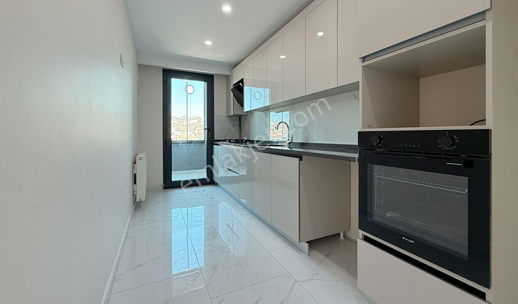 Weal World' Den Bahçelievler De Site İçi, 3+1, Geniş Şık Daire ... - Görsel 8