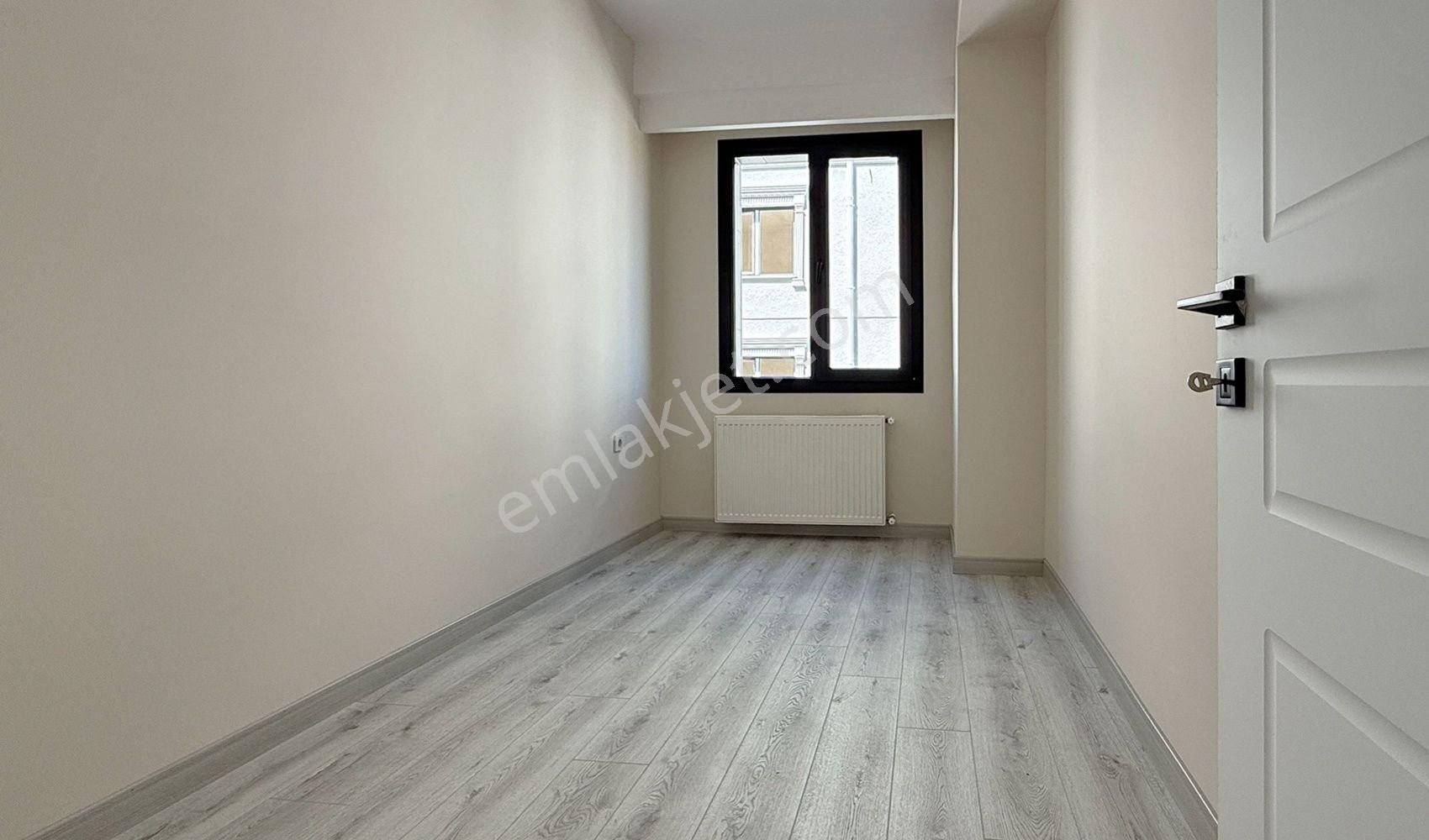 Weal World' Den Bahçelievler De Site İçi, 3+1, Geniş Şık Daire ... - Görsel 14