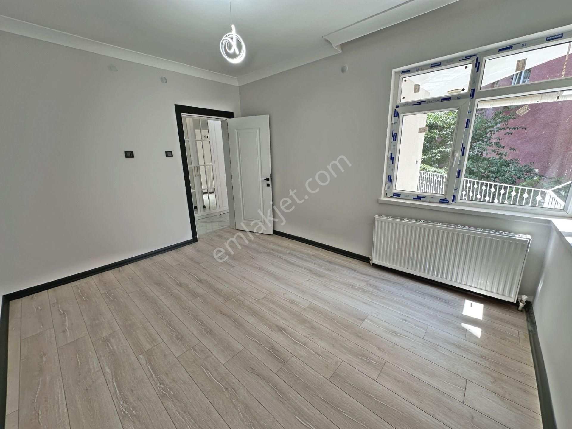 Ertuğrul Gazi Mahallesinde Ara Kat Full Yapılı 3+1 Satılık Daire - Görsel 17