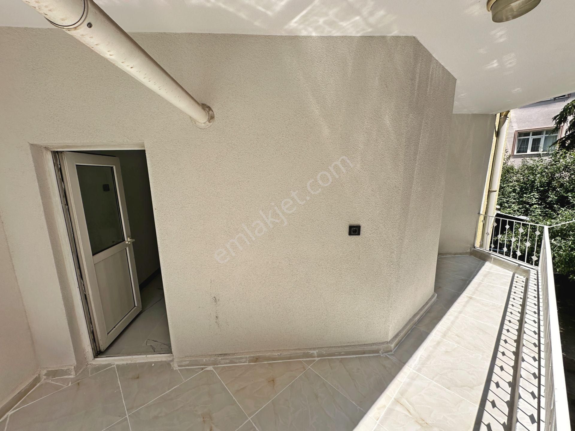 Ertuğrul Gazi Mahallesinde Ara Kat Full Yapılı 3+1 Satılık Daire - Görsel 8