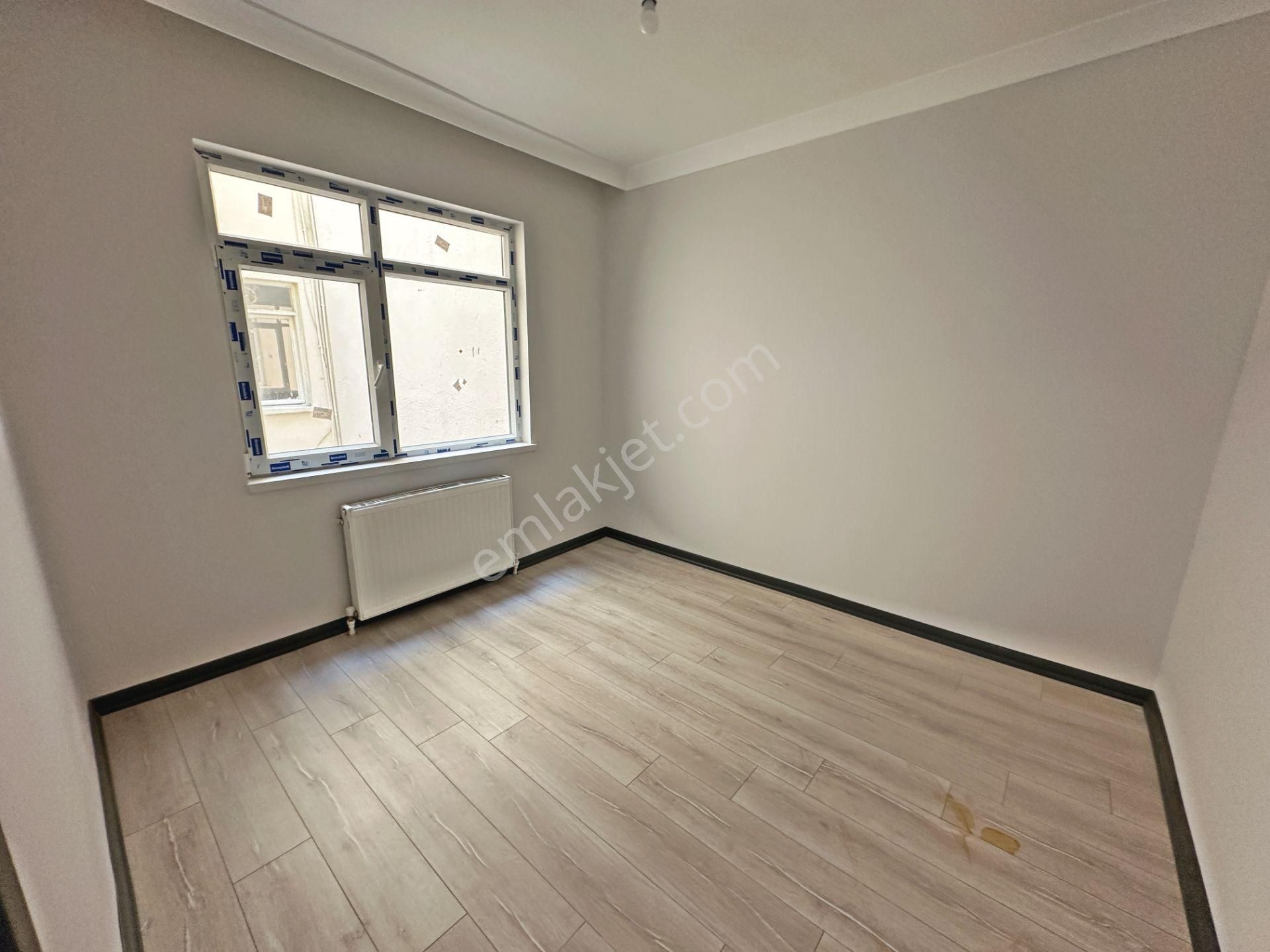 Ertuğrul Gazi Mahallesinde Ara Kat Full Yapılı 3+1 Satılık Daire - Görsel 13