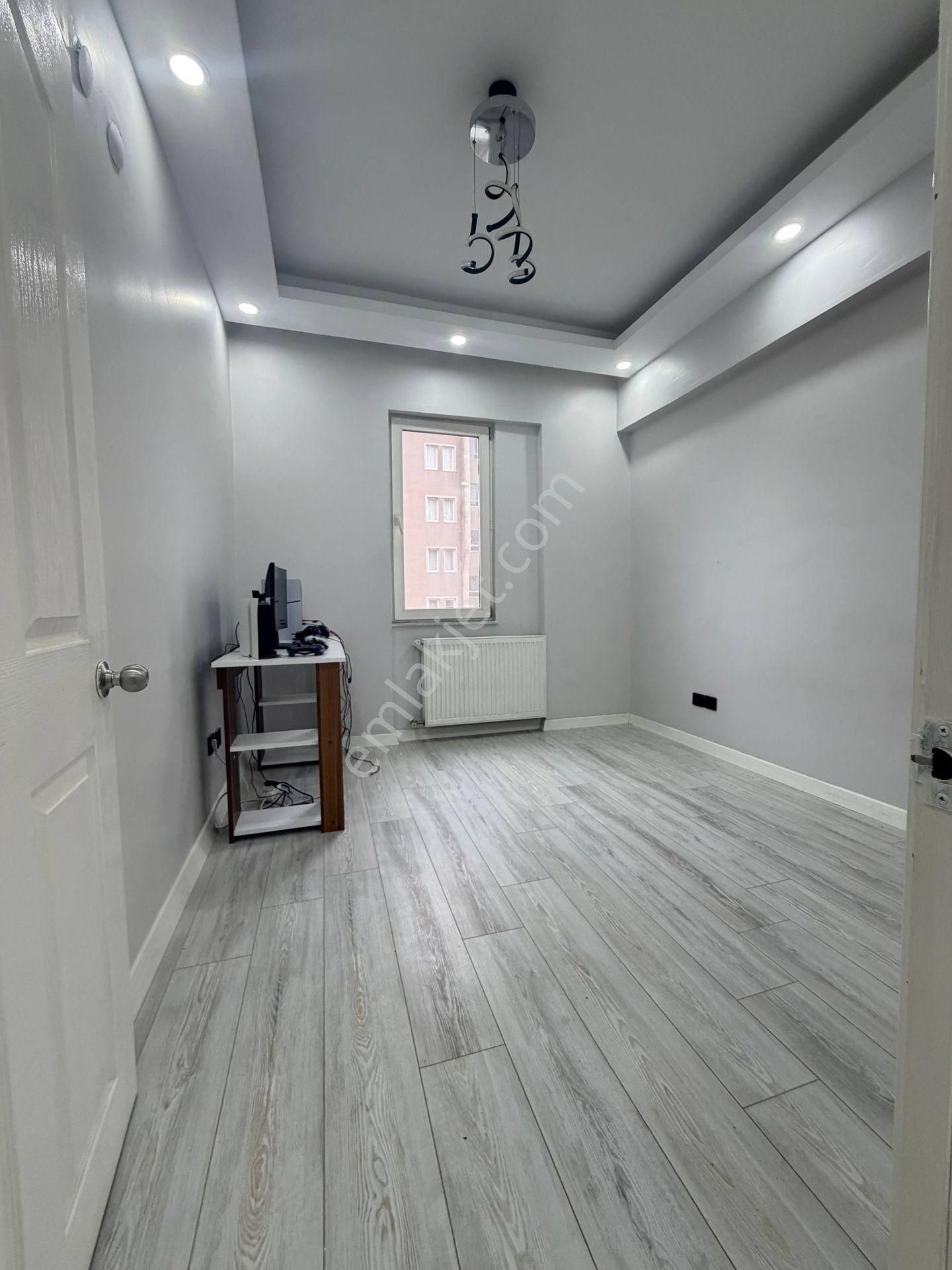 Beylikdüzü Barış Mahallesi 3+1 Full Eşyalı Kiralık Daire Migrosun Arkasında Metrobüse Yürüme Mesafes - Görsel 15