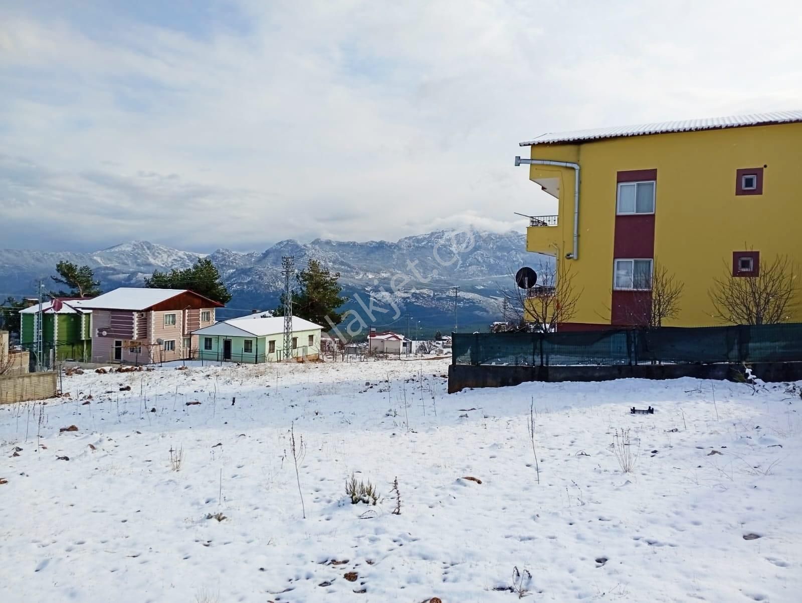 Kar Emlaktan Yenikonacık Bozkırlı Mevkiinde 400 M2 Satılık Arsa - Görsel 6