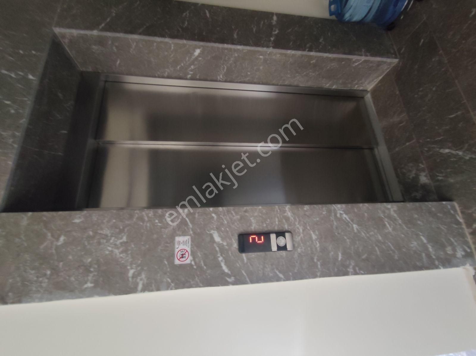 Q'zen Den Hastahane Yakını Arakat Çatı Katı 55 M2 1+1 Daire - Görsel 2