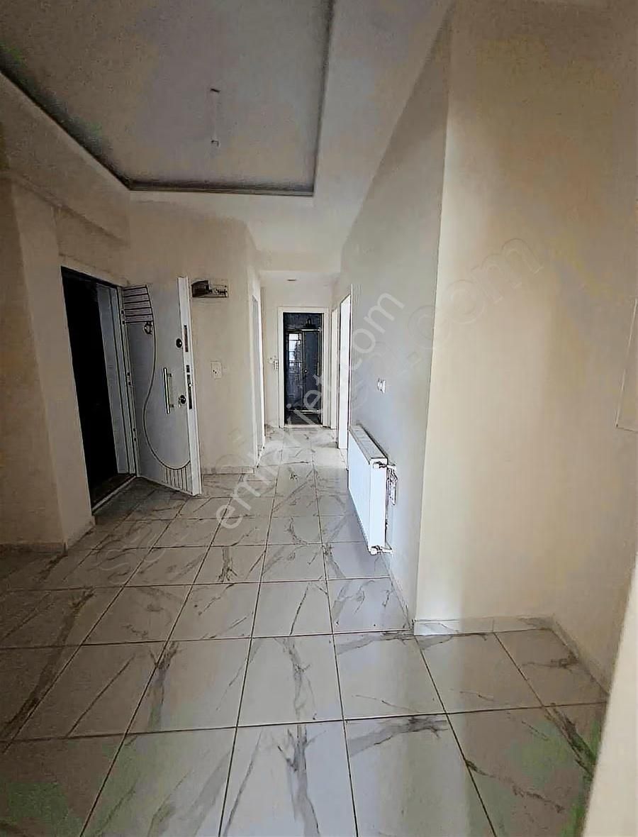 Sevgi Emlak'tan Adliye Binası Yanında Giriş Kat Satılık Daire - Görsel 4