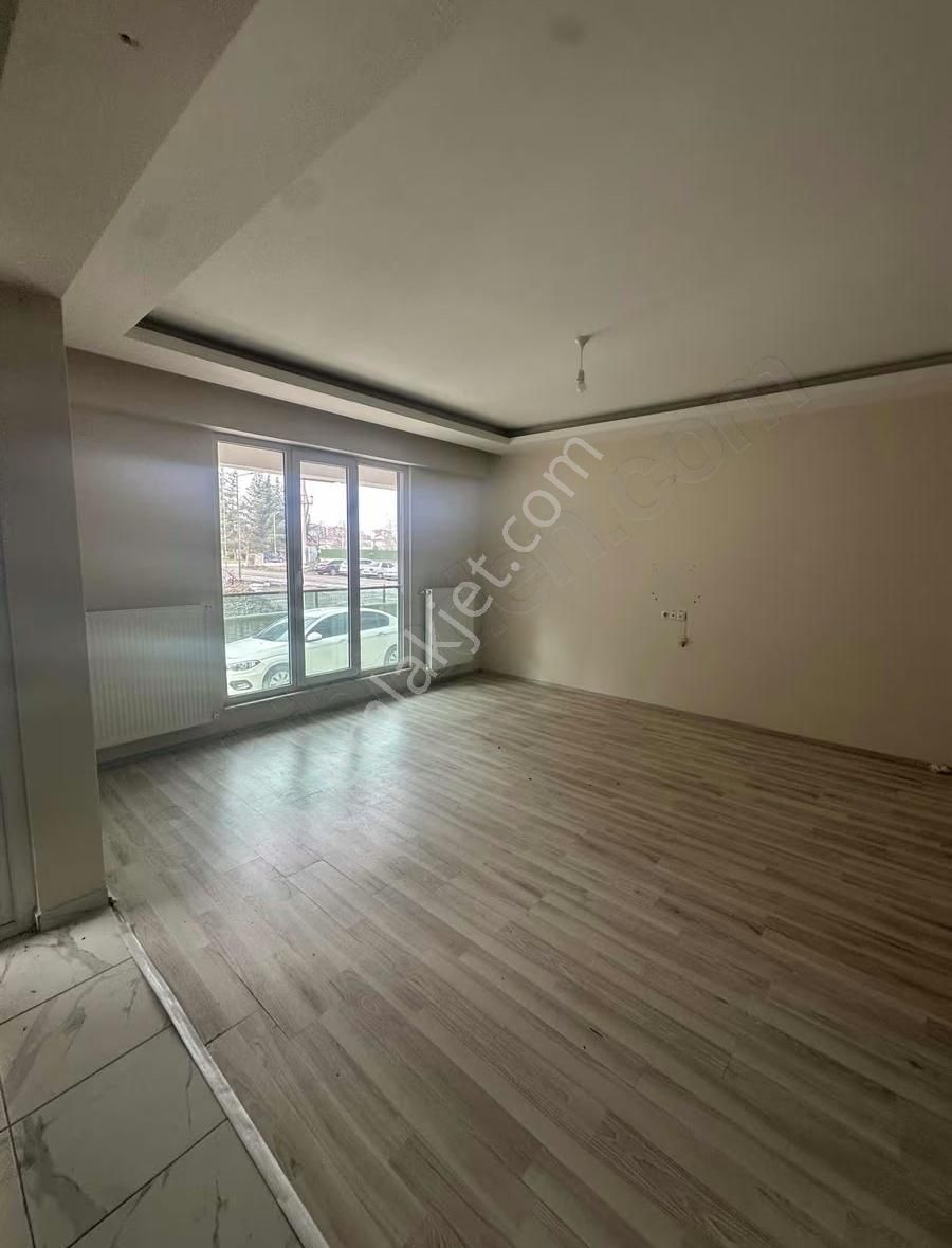 Sevgi Emlak'tan Adliye Binası Yanında Giriş Kat Satılık Daire - Görsel 22