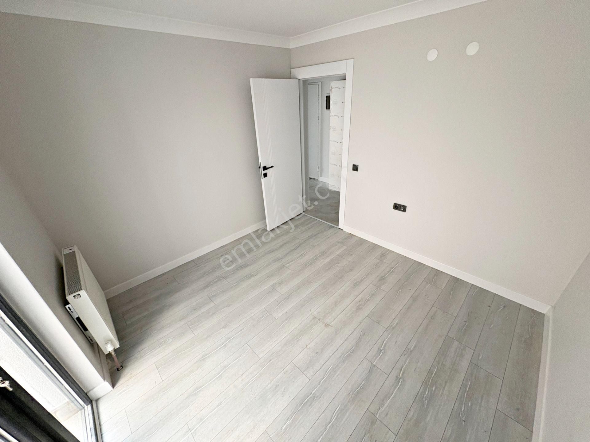 2+1 Sıfır Oturuma Hazır Etlik Merkezde Asansörlü Fırsat - Görsel 23