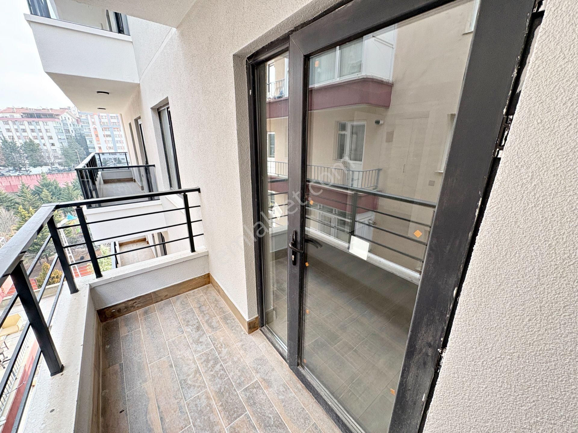 2+1 Sıfır Oturuma Hazır Etlik Merkezde Asansörlü Fırsat - Görsel 24