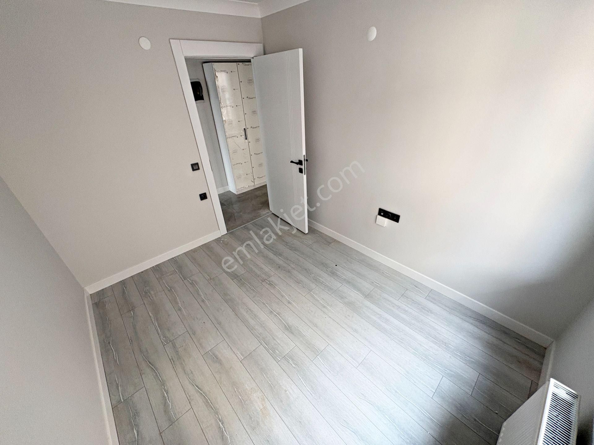 2+1 Sıfır Oturuma Hazır Etlik Merkezde Asansörlü Fırsat - Görsel 17