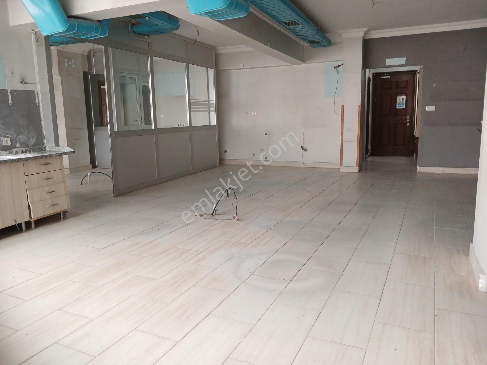 Adapazarı Şehir Merkezinde 4+1 Kiralık İş Yeri/daire Remax Design - Görsel 6