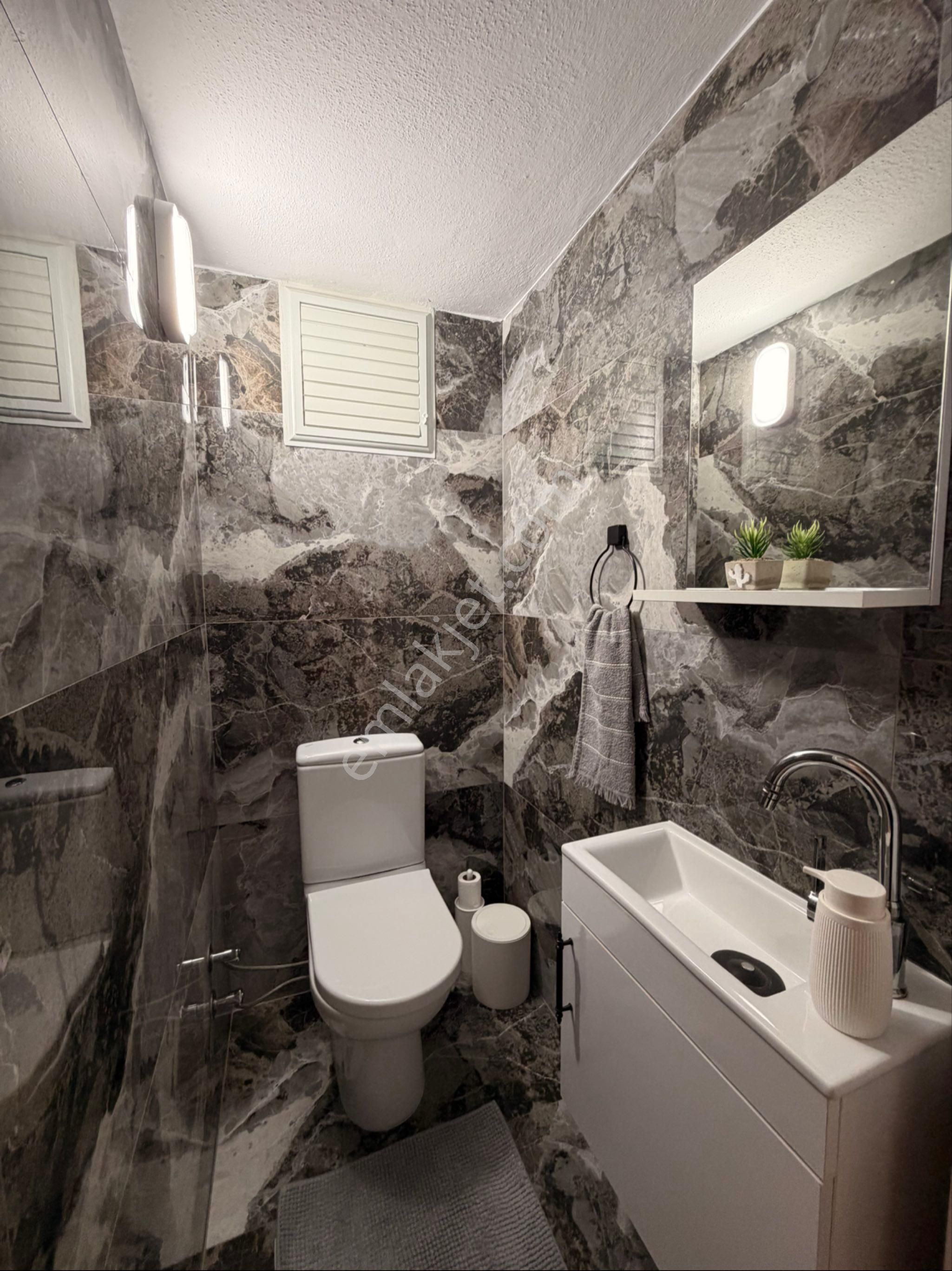 Kuşadası Güzelçamlı’da Denize 400m Ayrı Mutfak Satılık 2+1 Daire - Görsel 44