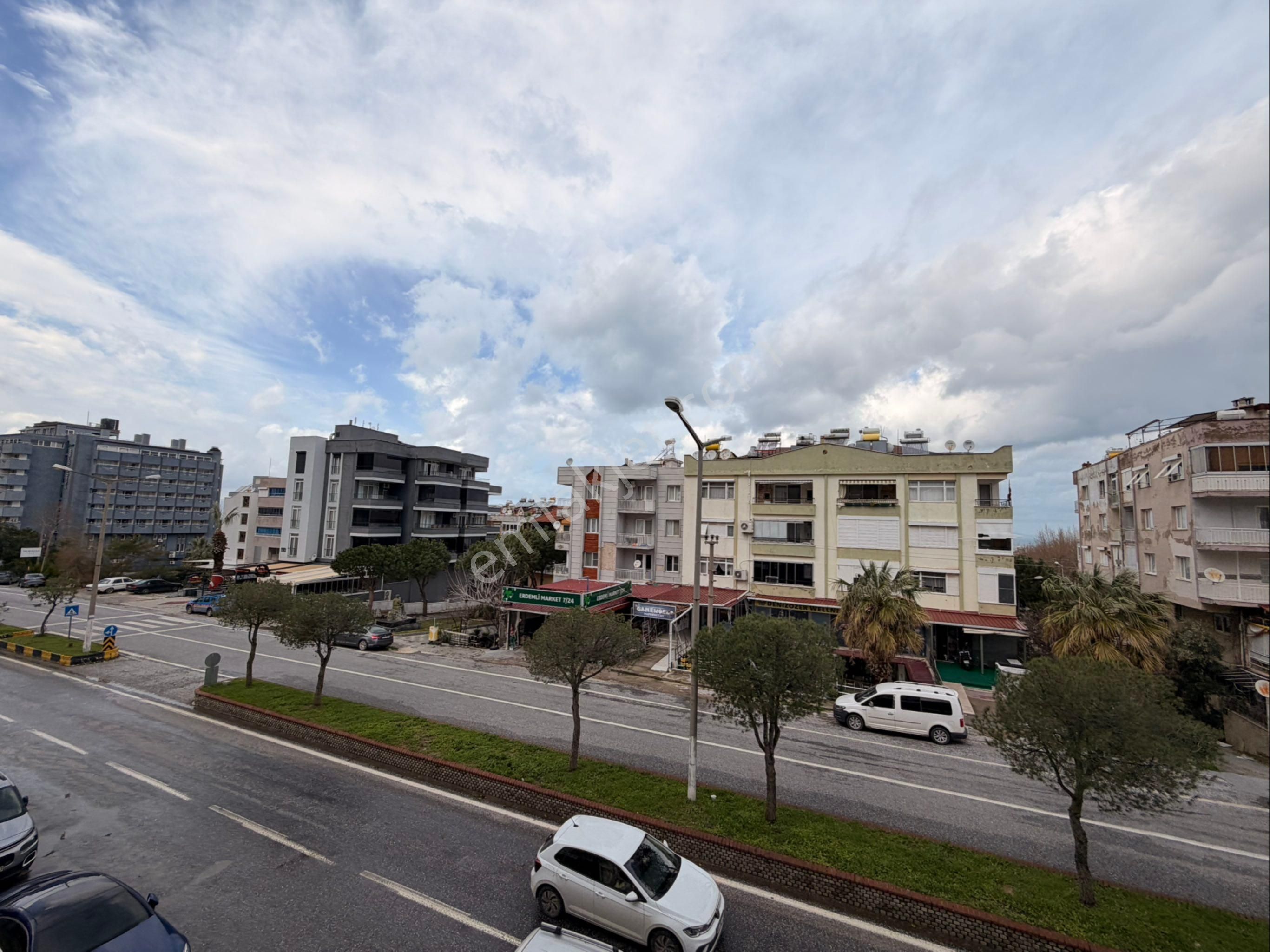 Kuşadası Güzelçamlı’da Denize 400m Ayrı Mutfak Satılık 2+1 Daire - Görsel 11