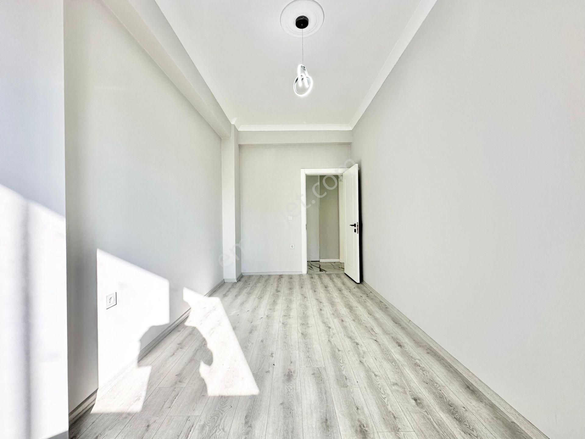 ꧁yetkili Ay Emlaktan꧂akçay'da Ebeveyn Banyolu Şık Tasarımlı Çift Asansörlü Satılık 2+1 Lüks Daire - Görsel 26