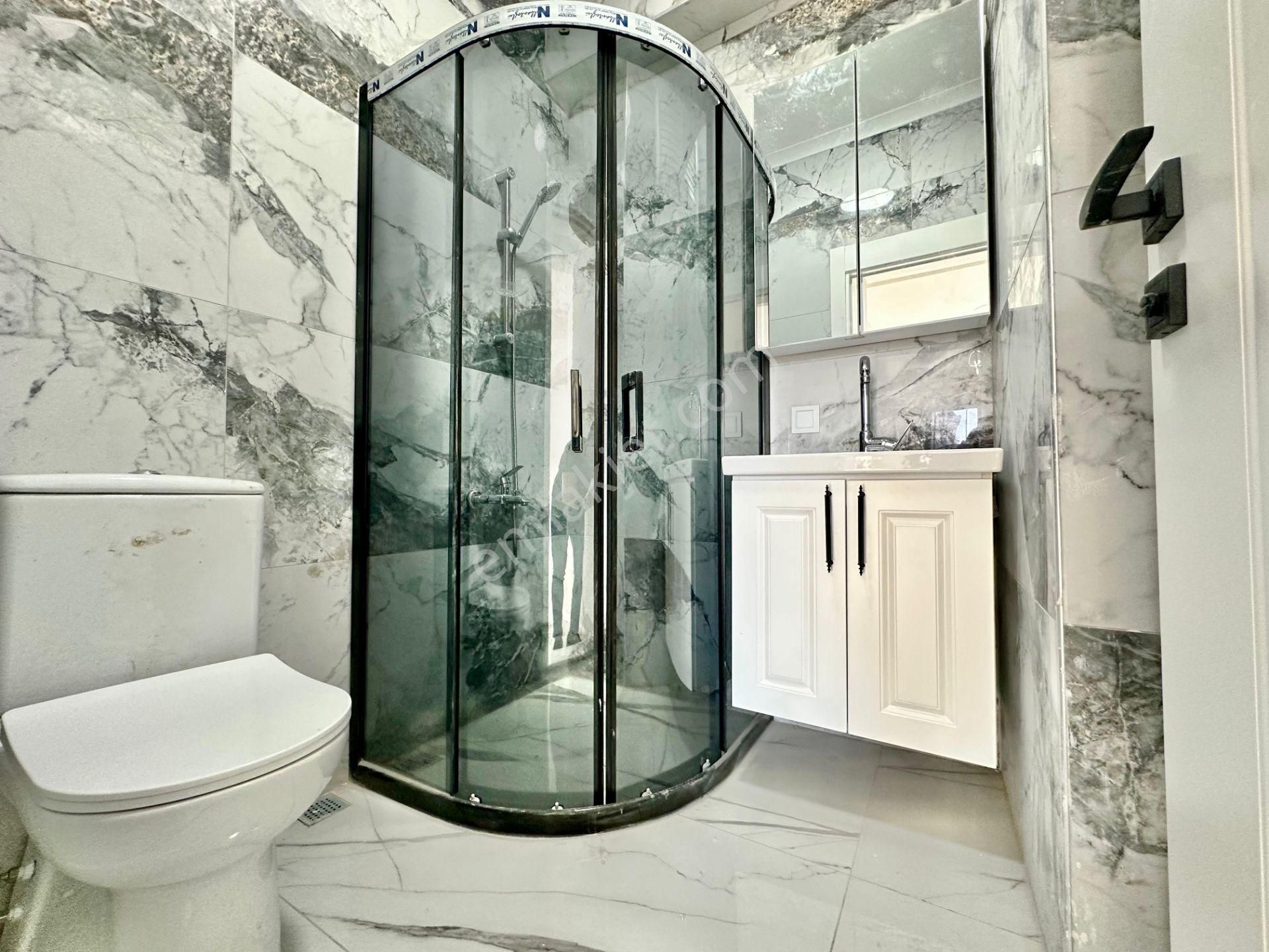 ꧁yetkili Ay Emlaktan꧂akçay'da Ebeveyn Banyolu Şık Tasarımlı Çift Asansörlü Satılık 2+1 Lüks Daire - Görsel 30