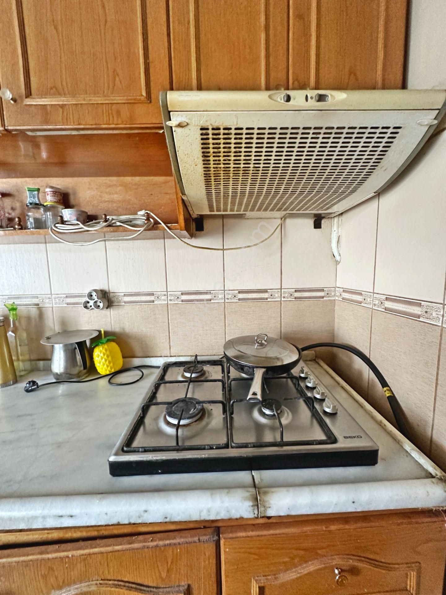 Demirlibahçe Tren İstasyon Yakınında Ara Katta Full Eşyalı Kiralık Daire - Görsel 13