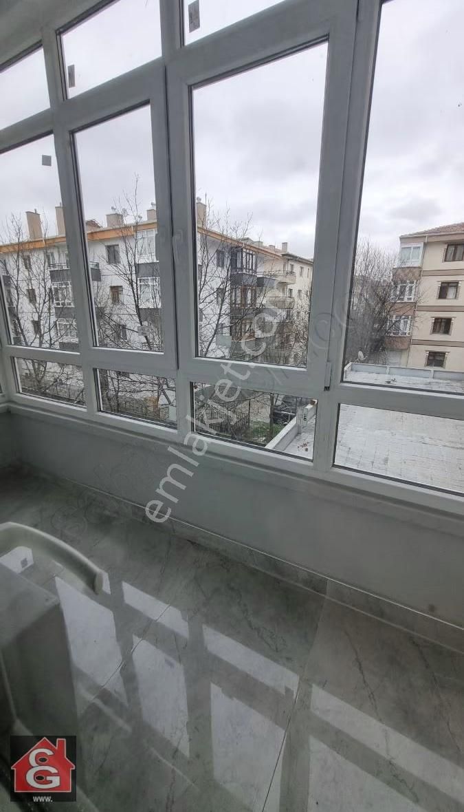 Ankara Gölbaşı Bahçelievlerde Katta İçi Yapılı Daire - Görsel 2