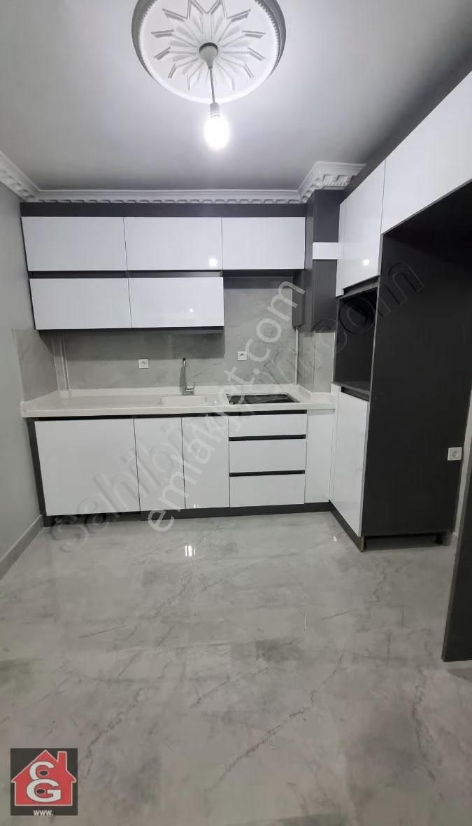 Ankara Gölbaşı Bahçelievlerde Katta İçi Yapılı Daire