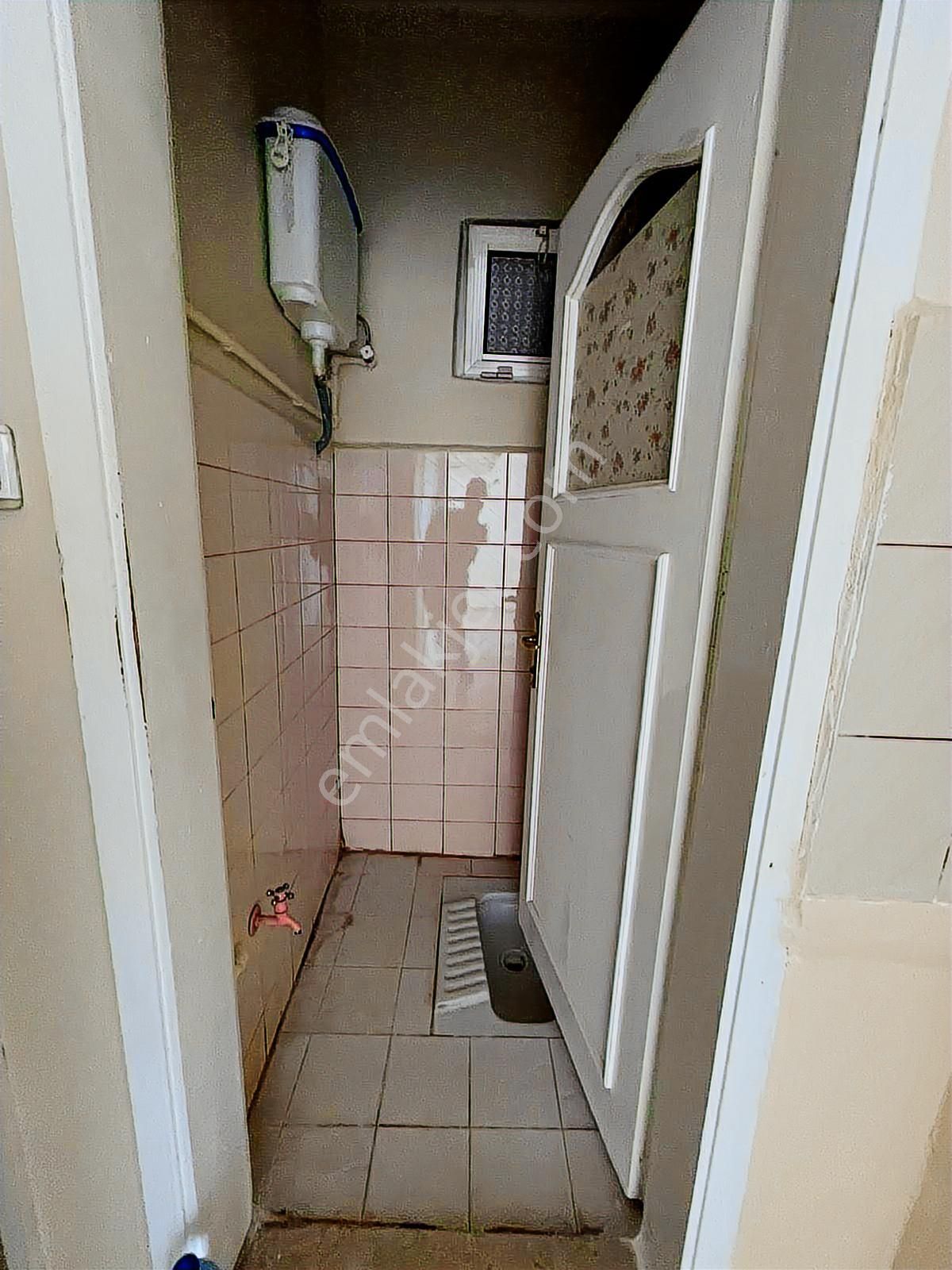 Uğurmumcu Mh. Tramvay Yakını 2+1 4. Kat 110 M² Daire - Görsel 5