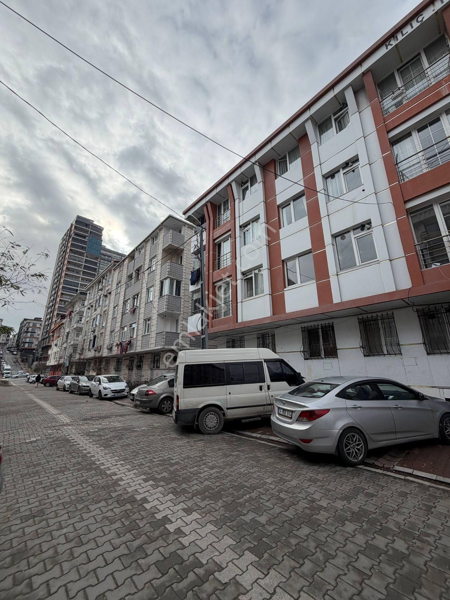 Esenyurt Mehterçeşme Mahallesi 2+1 Kiralık Boş Daire 1.kat Arka Cephe Metrobüse Yürüme Mesafesinde - Görsel 14