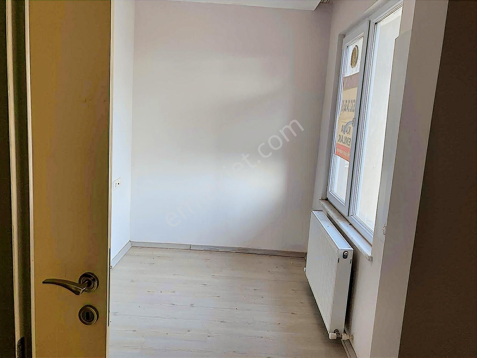 Sakarya Kaynarcada 2+1 Kiralık Daire İş Yeri - Görsel 11