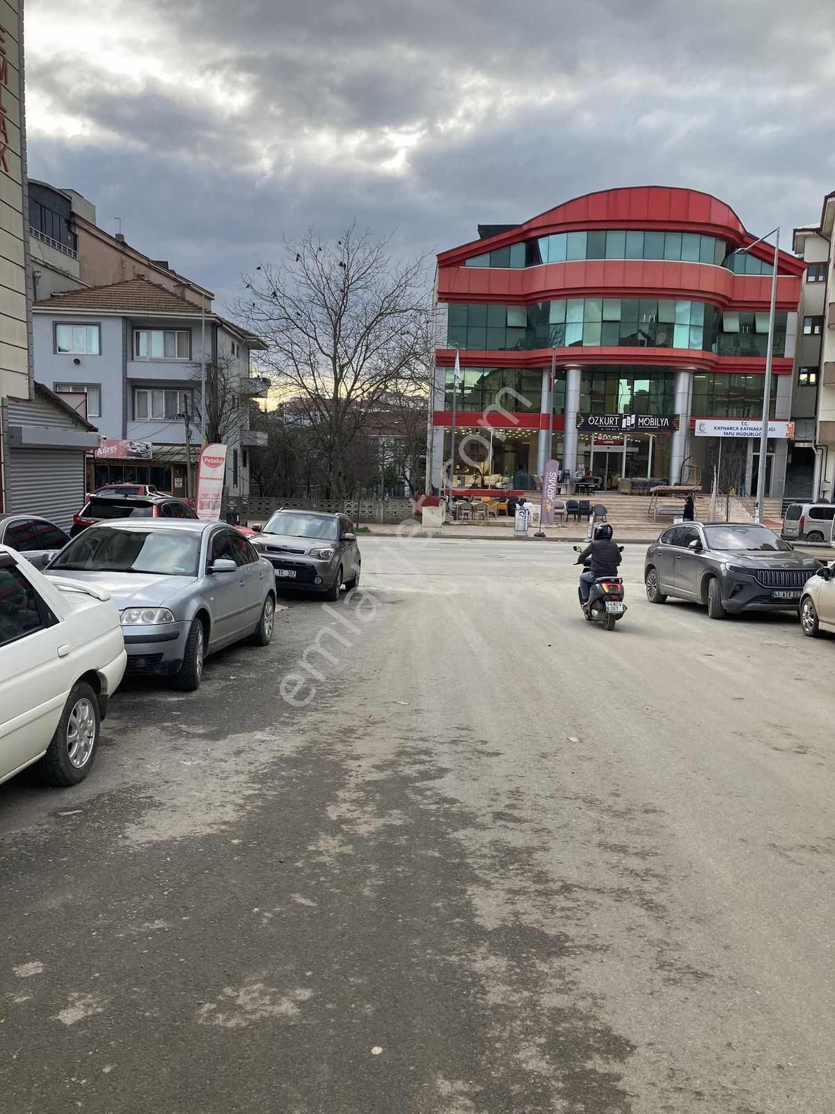 Sakarya Kaynarcada 2+1 Kiralık Daire İş Yeri - Görsel 2