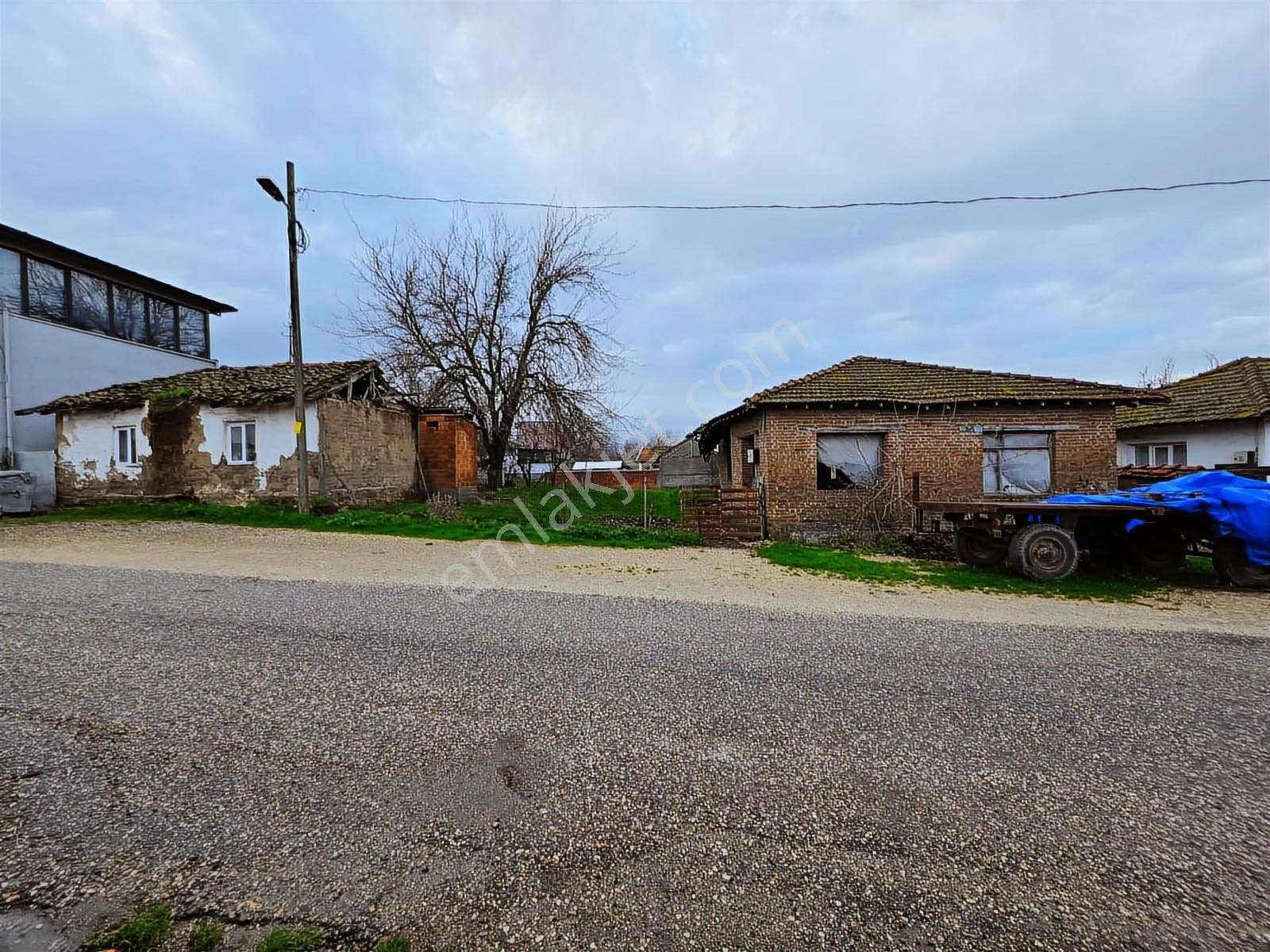 İnceoğlundan Adaköy'de Satılık Avlulu Kerpiç Ev - Görsel 6