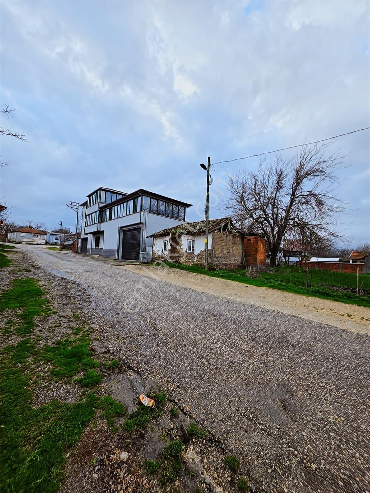 İnceoğlundan Adaköy'de Satılık Avlulu Kerpiç Ev - Görsel 9