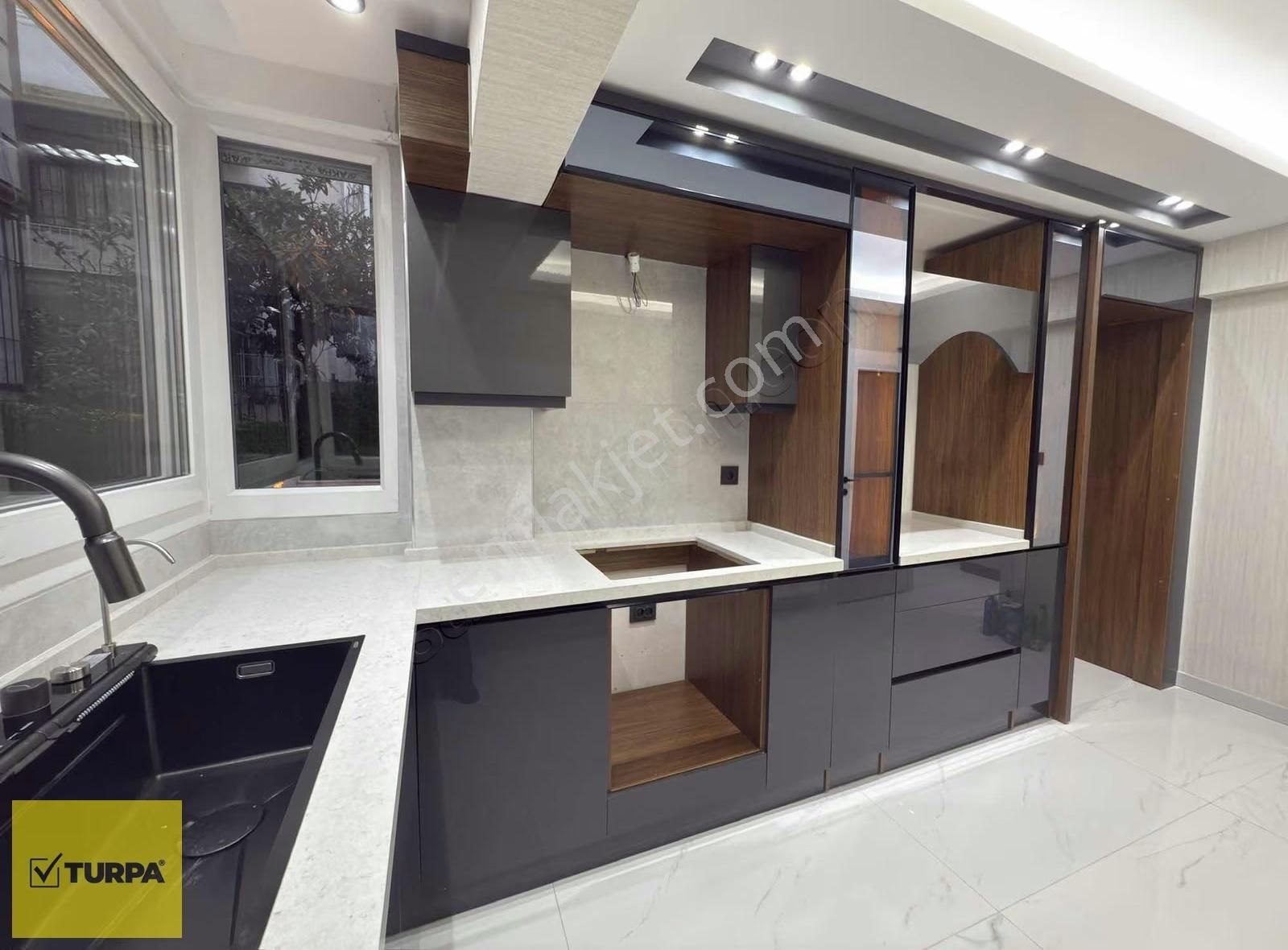 Balçova Teleferik Mah. 3+1 Ferah Ultra Lüks Bahçeli Satılık - Görsel 11