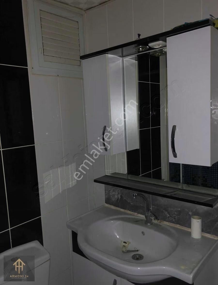 Metrobüse 10 Dk Mesafede Kiralık 1+1 Daire - Görsel 2